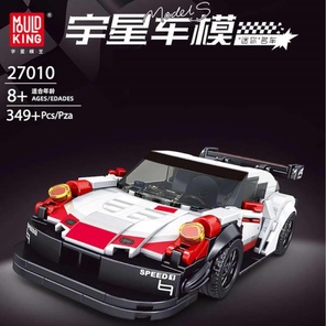 Порше 911 RSR в боксе