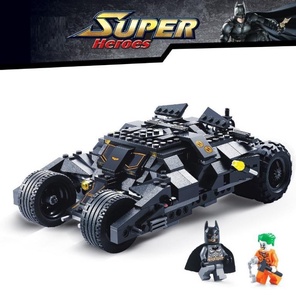 Крутой Бэтмобиль