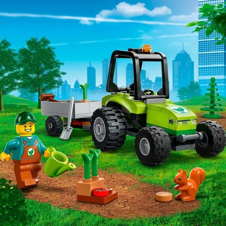 Парковый трактор