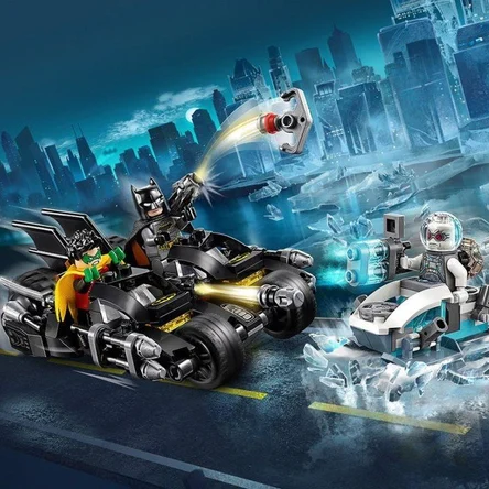 Гонка на мотоциклах с Мистером Фризом