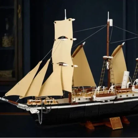 Экспедиционный корабль